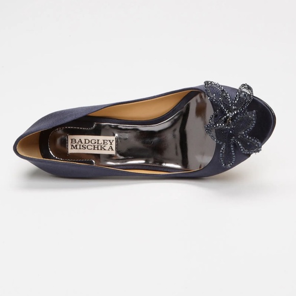 🆕 Badgley Mischka Regine - Navy Satin - 8 - Picture 3 of 10